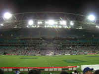Olympic Stadium 2.jpg (124298 byte)